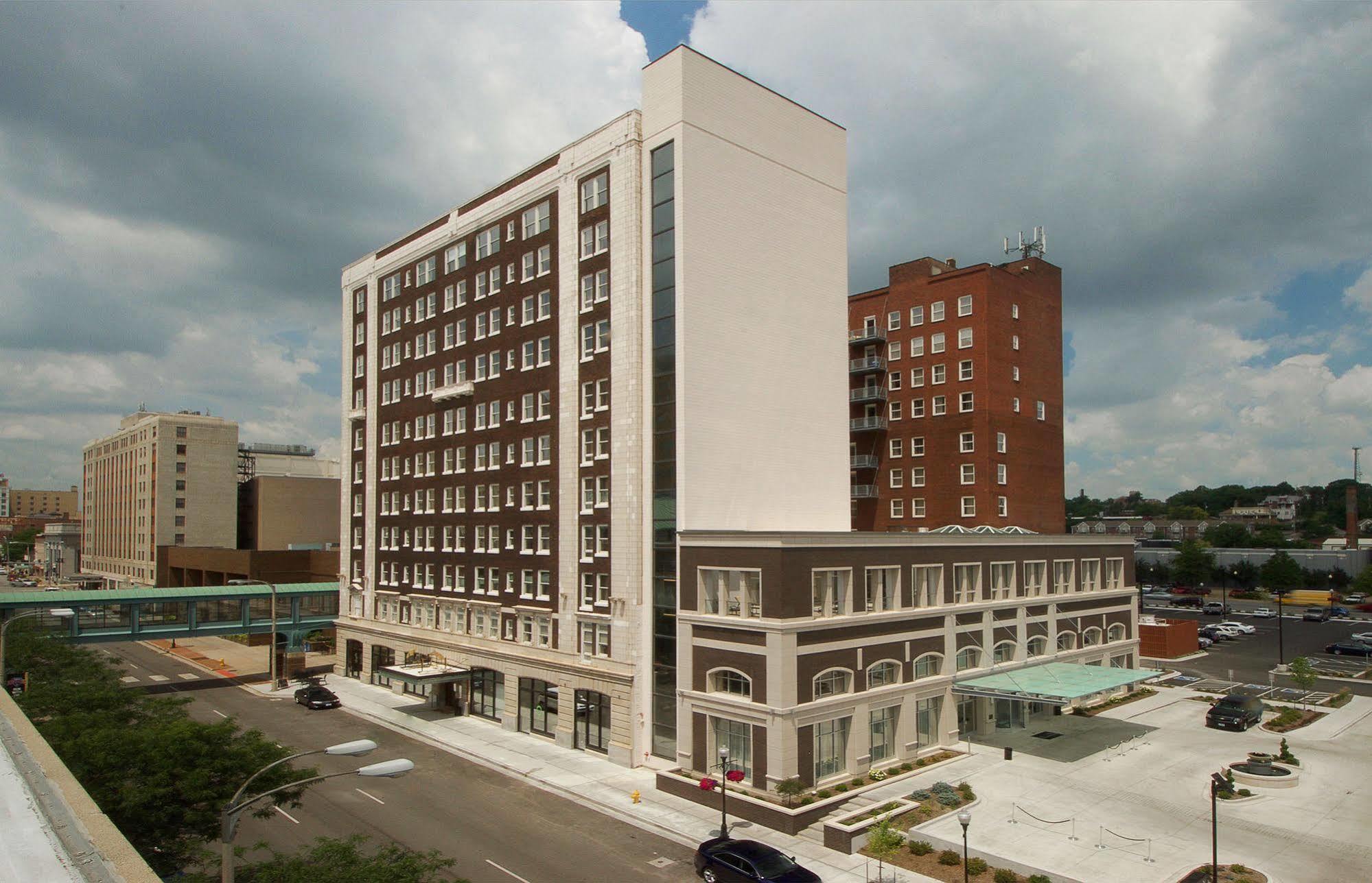 Hotel Blackhawk, Autograph Collection Davenport Exterior foto